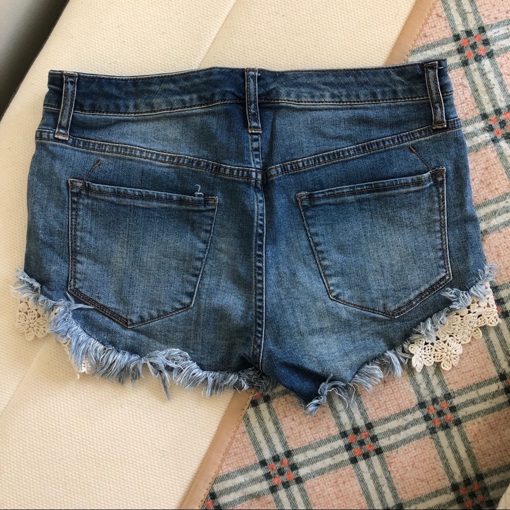 Mossimo High Rise Shorts - Picture 2 of 4